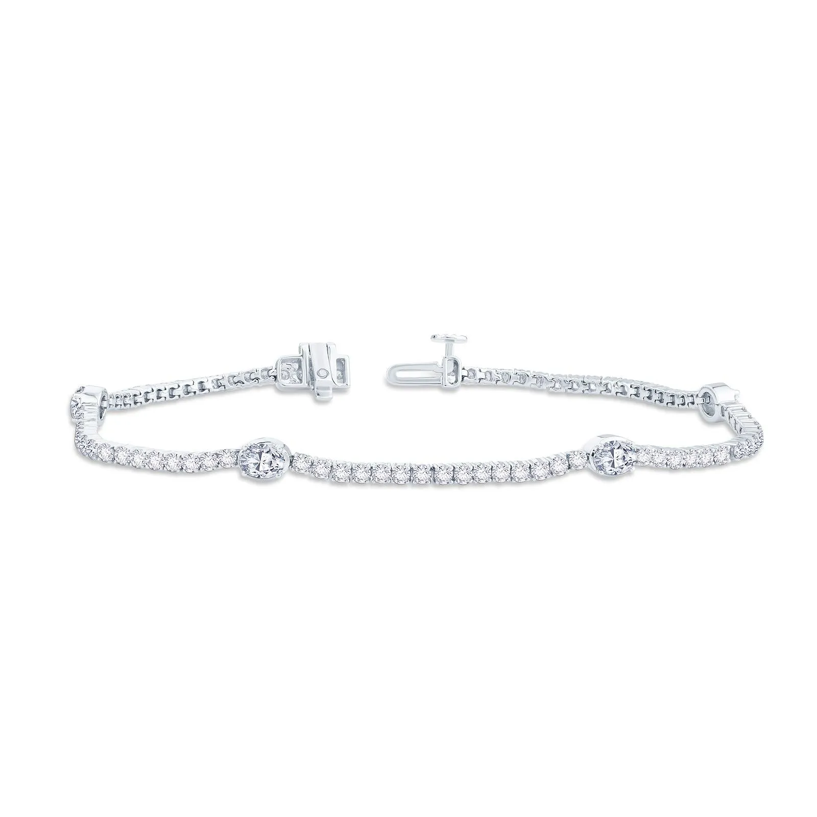 18ct White Gold 3.00ct Round Brilliant And Oval Cut Diamond Line Bracelet