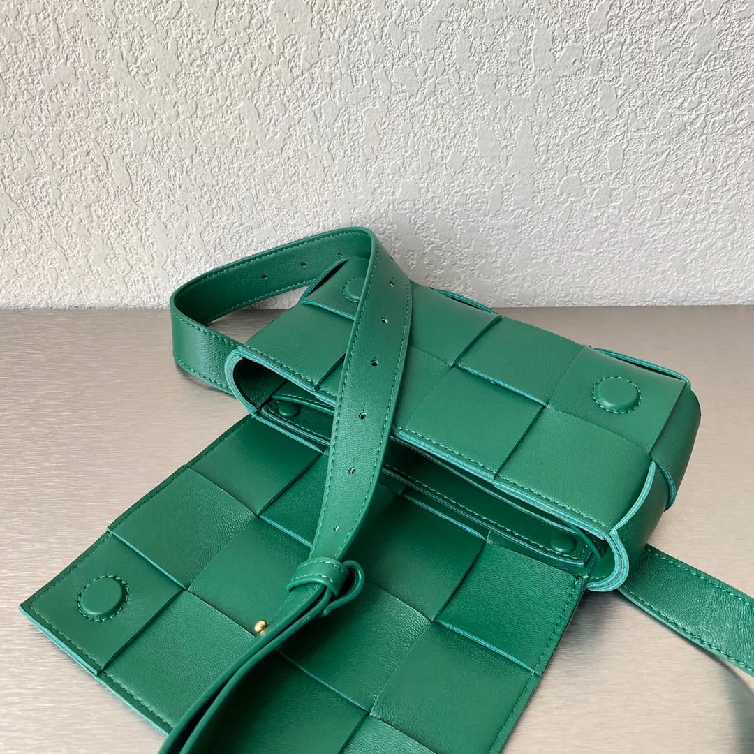 BV Belt Cassette Dark Green, For Women, Women’s Bags 6.9in/17.5cm