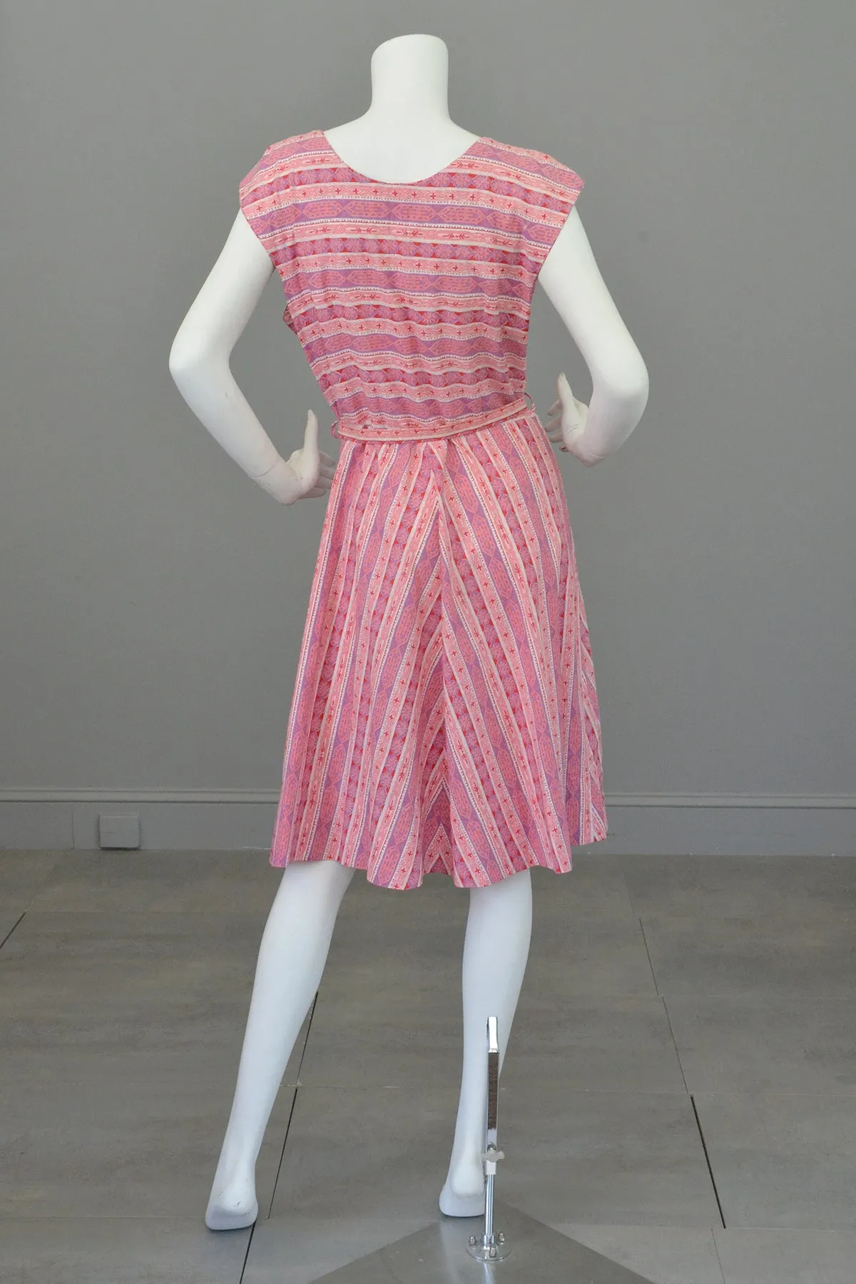 Late 1940s Early 50s Pink Lilac Striped Summer Dress w Pockets, Size L