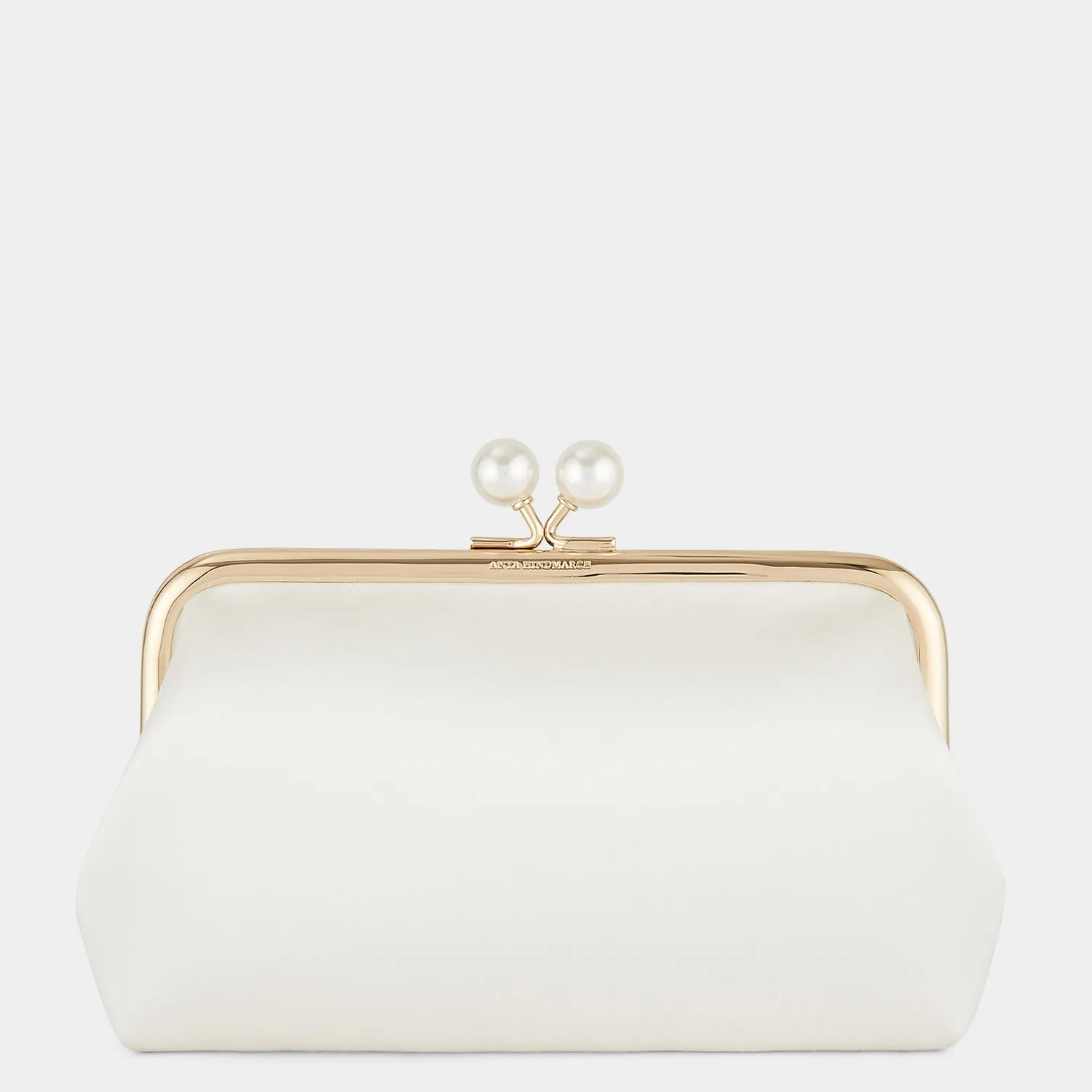 Maud Pearls Clutch