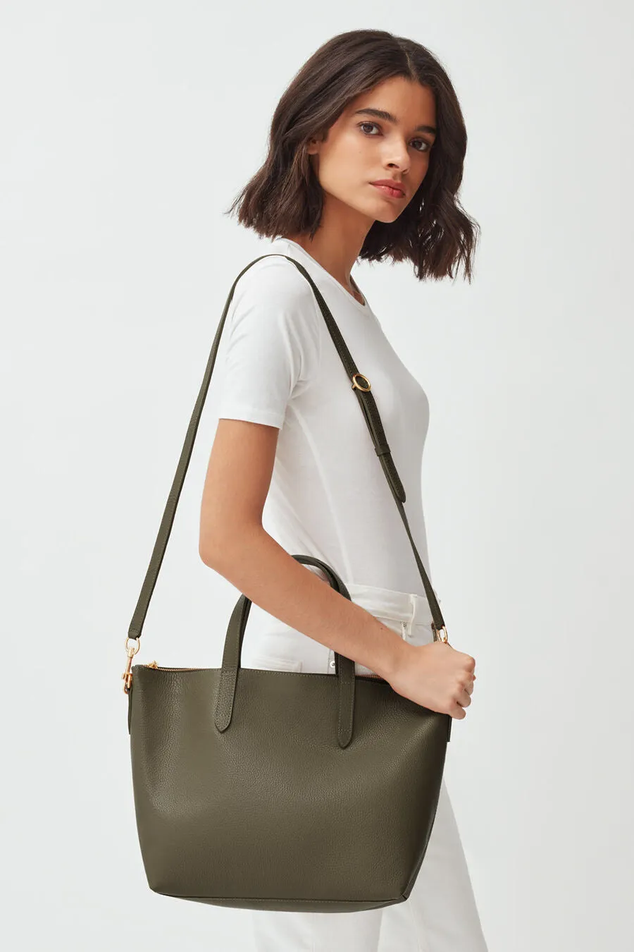 Medium Carryall Tote