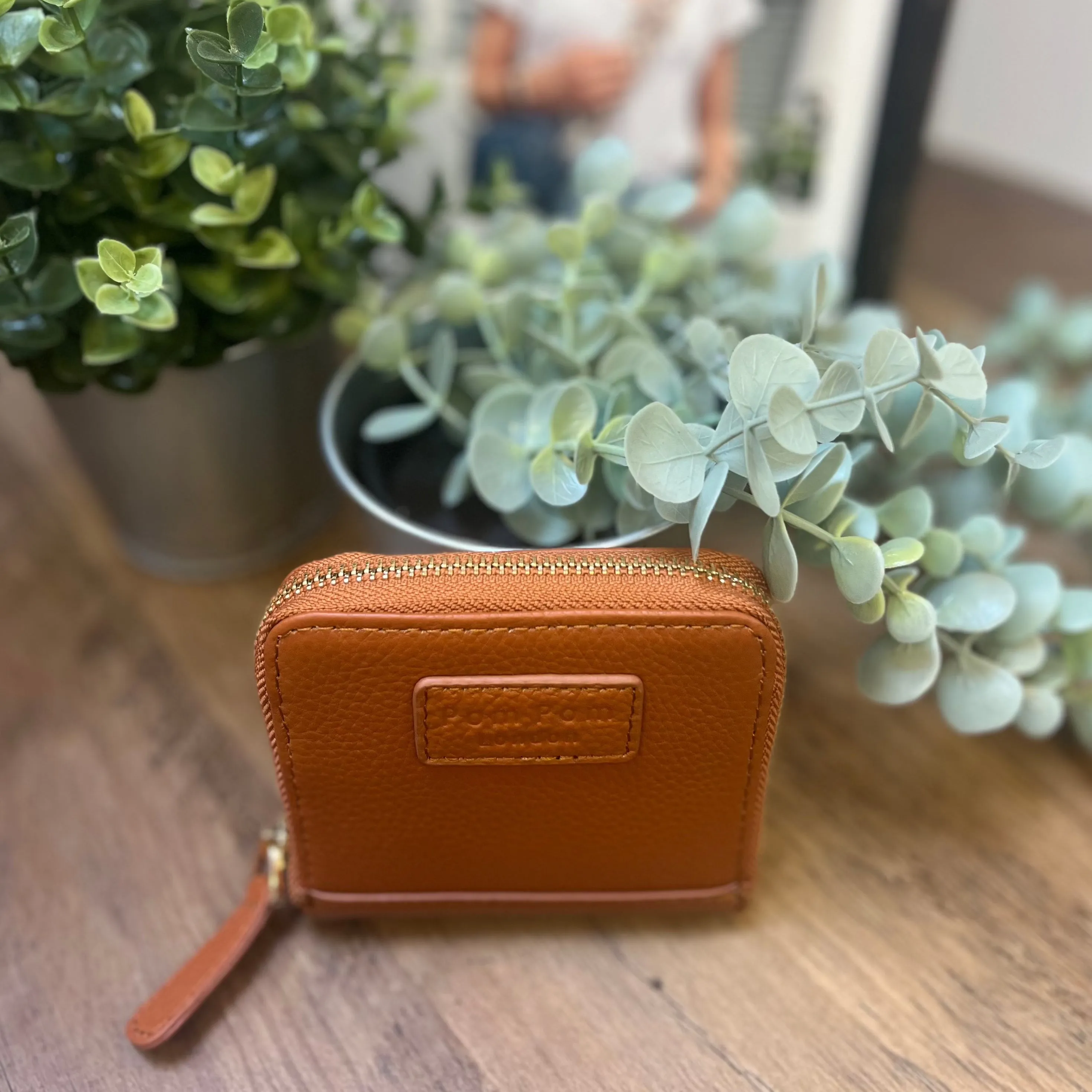 Mini Chelsea Wallet Purse Tan