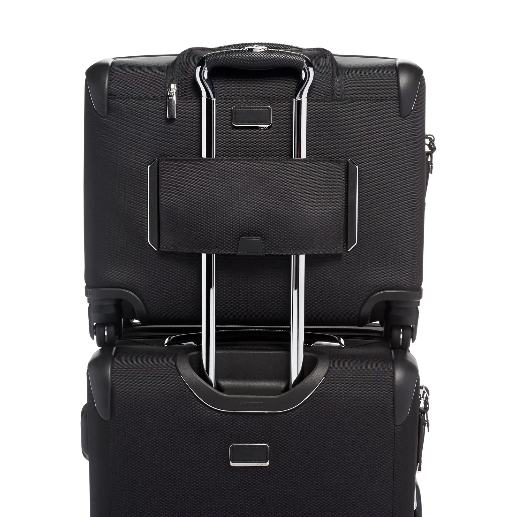 Tumi Arrive Compact 4 Wheeled Brief